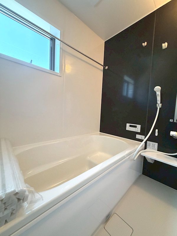 浴室乾燥暖房付ユニットバス 楠葉野田3丁目LiveleGardenS全4棟新築分譲住宅地内4号棟 その他