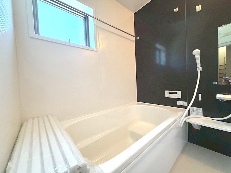 浴室乾燥暖房付ユニットバス 楠葉野田3丁目LiveleGardenS全4棟新築分譲住宅地内4号棟 その他