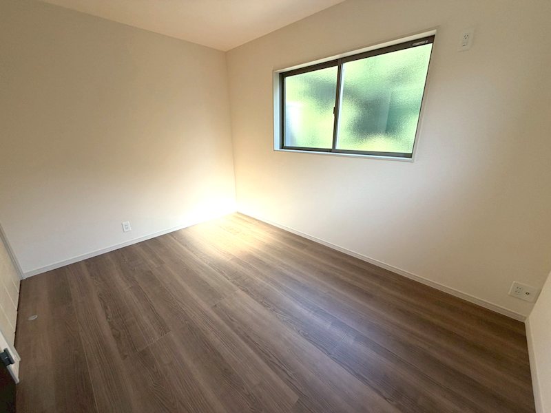 洋室6帖 お子様のお部屋にいかがでしょうか 楠葉野田3丁目LiveleGardenS全4棟新築分譲住宅地内4号棟 その他