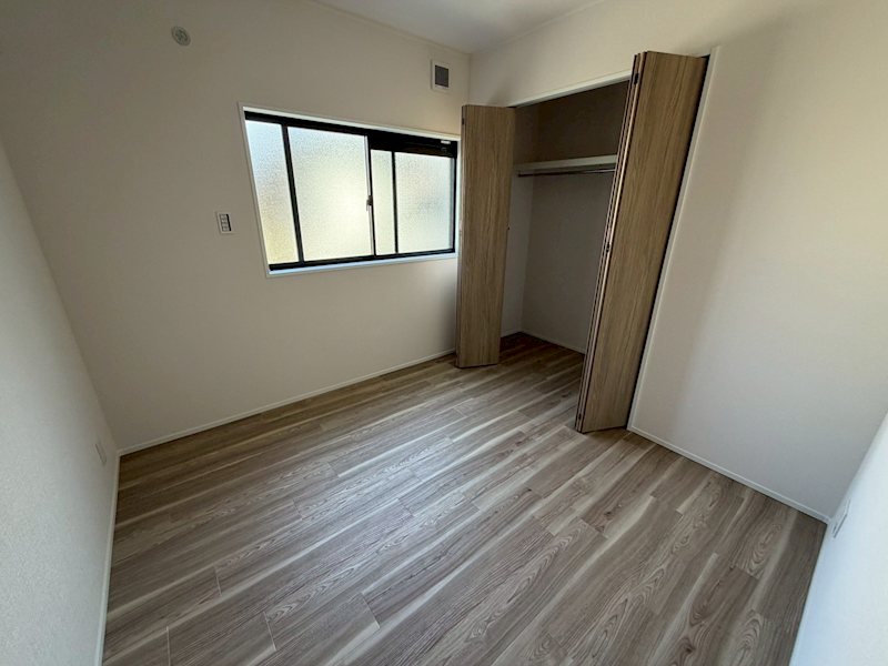 洋室4.3帖 趣味部屋や書斎としていかがですか 養父元町一戸建再生既存住宅 その他