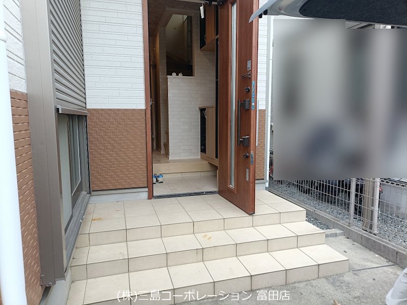 玄関 高槻市西町 中古一戸建 その他