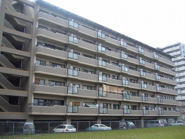 ラフィーネ南茨木 外観写真