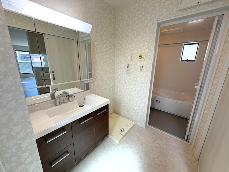 三面鏡洗面台 倉治3丁目限定1邸新築分譲住宅 その他