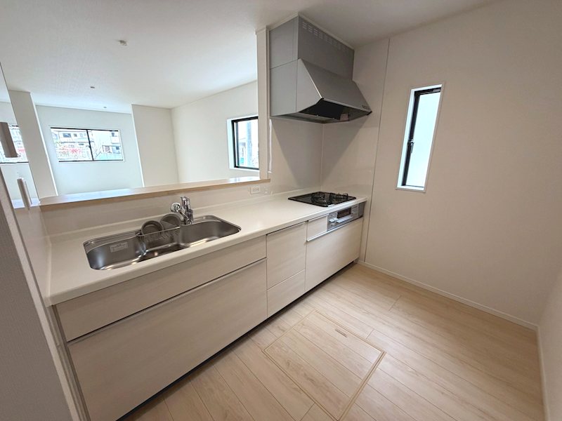 家族とのコミュニケーションに対面式システムキッチン 渚東町CRADLEGARDEN限定1邸新築分譲住宅 その他