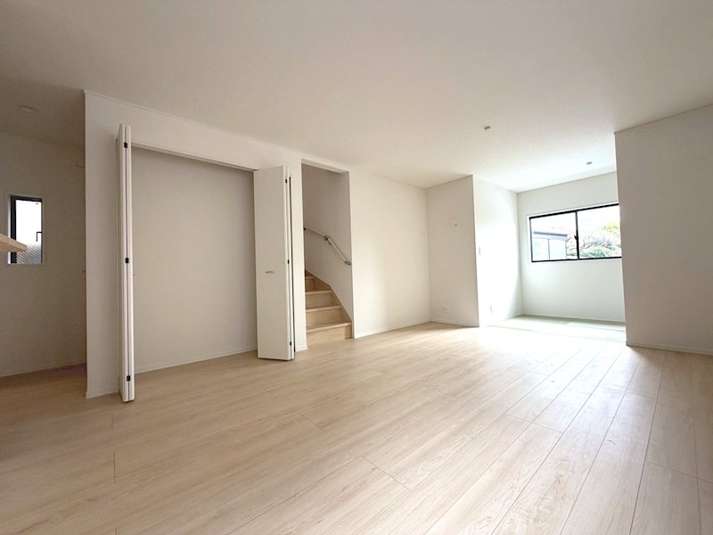 南西側から採光のある明るいLDK広々16.7帖 渚東町CRADLEGARDEN限定1邸新築分譲住宅 その他