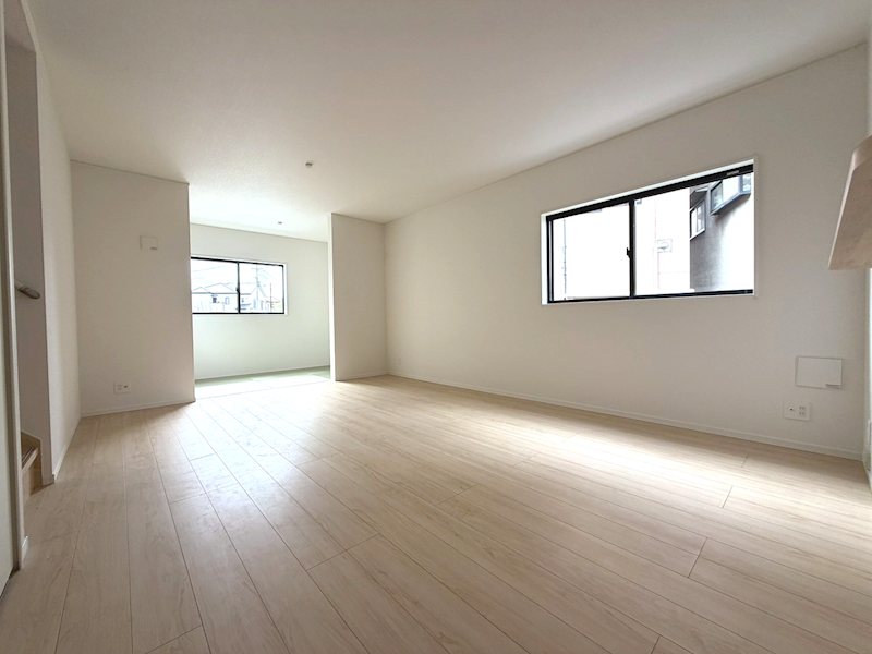 南西側から採光のある明るいLDK広々16.7帖 渚東町CRADLEGARDEN限定1邸新築分譲住宅 その他