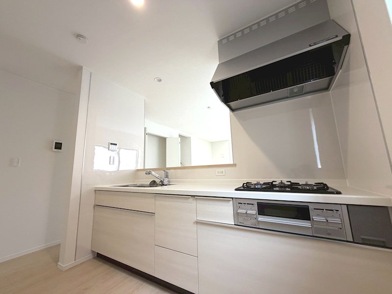 家族とのコミュニケーションに対面式システムキッチン 渚東町CRADLEGARDEN限定1邸新築分譲住宅 その他