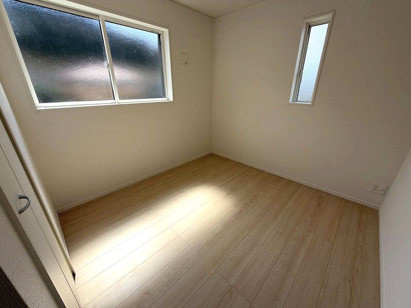 洋室5帖 お子様のお部屋にいかがでしょうか 渚本町CRADLEGARDEN全3棟新築分譲地内1号棟 その他