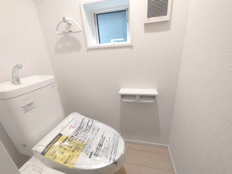 1階トイレ 温水洗浄暖房便座 須山町CRADLEGARDEN限定1邸新築分譲住宅 その他