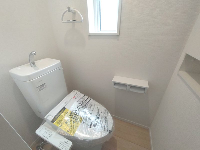 2階トイレ 温水洗浄暖房便座 須山町CRADLEGARDEN限定1邸新築分譲住宅 その他