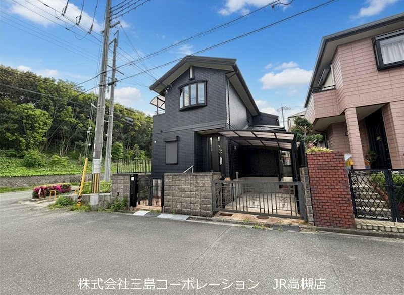 高槻市南平台1丁目　中古一戸建 外観写真