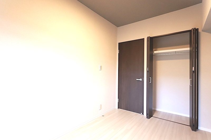 洋室5.1帖 書斎、ご趣味の部屋にいかがですか メロディーハイム牧野公園弐番館 その他