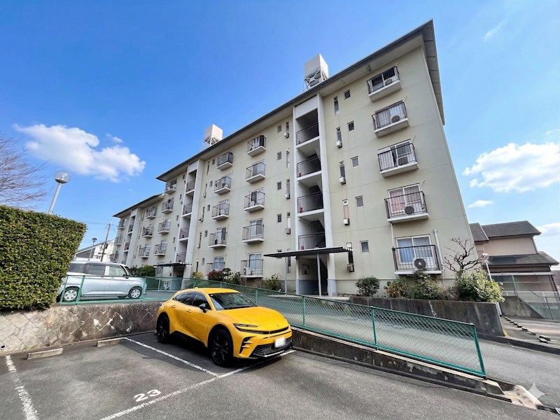 メゾン高槻　2号棟  外観写真