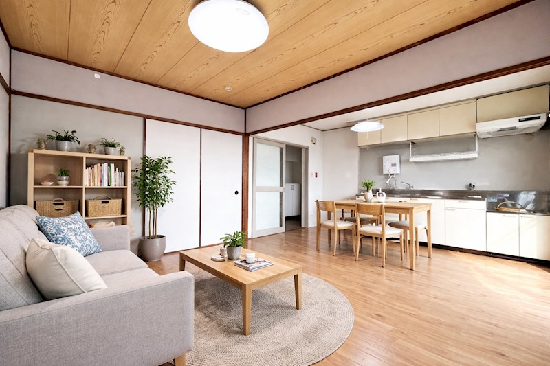 約12帖のLDK♪(AIによる家具配置イメージです)① メゾン高槻 2号棟 その他