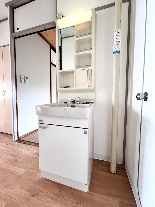 洗面化粧台 メゾン高槻 2号棟 その他