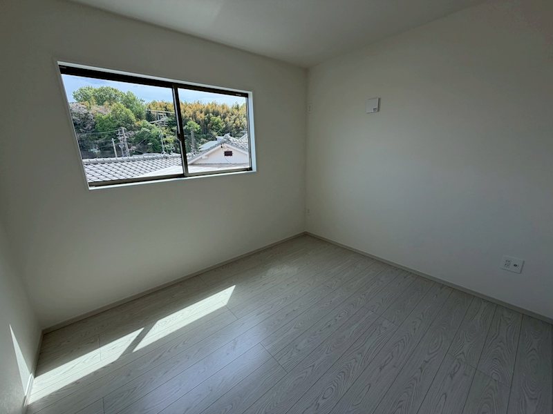 洋室5.3帖 書斎や趣味のお部屋にいかがでしょうか 菊丘町全2棟新築分譲地内2号棟 その他