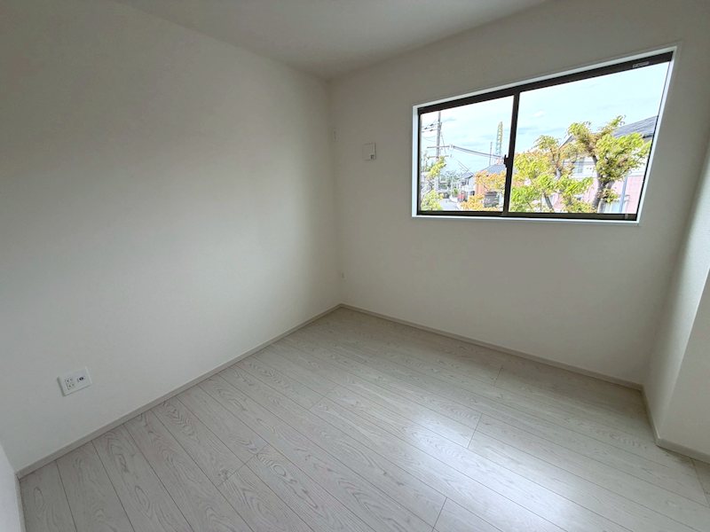 洋室4.5帖 趣味のお部屋にいかがでしょうか 菊丘町全2棟新築分譲地内2号棟 その他