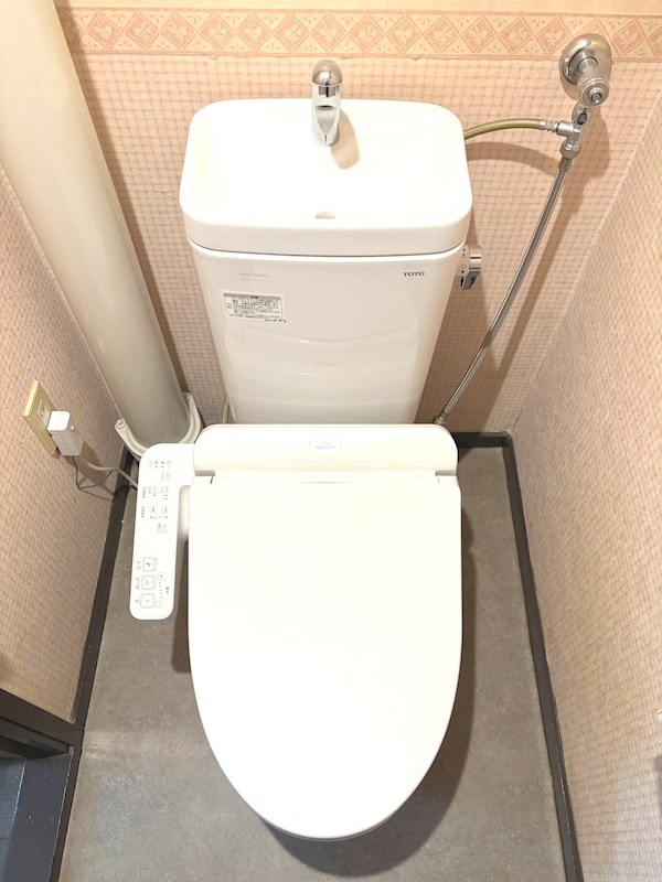 リフォーム履歴のあるトイレ!丁寧にご使用されています! ローレルハイツ茨木総持寺第2号棟 その他