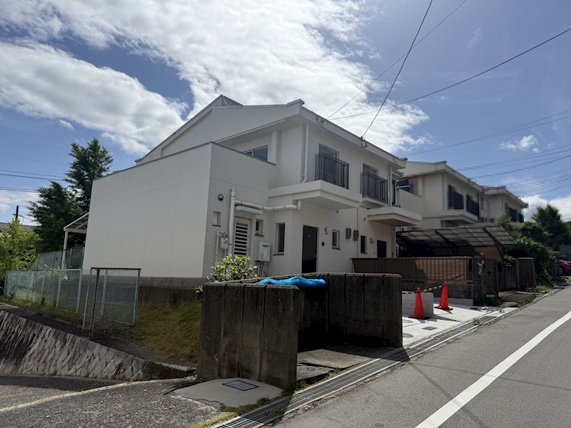 茨木市山手台4丁目　テラスハウス   外観写真
