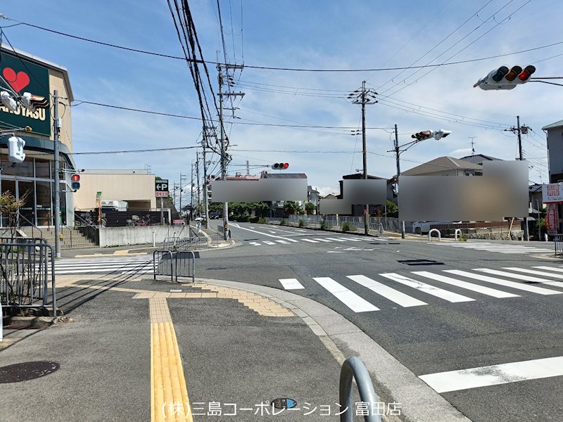 前面道路 高槻市塚原1丁目 中古テラスハウス その他