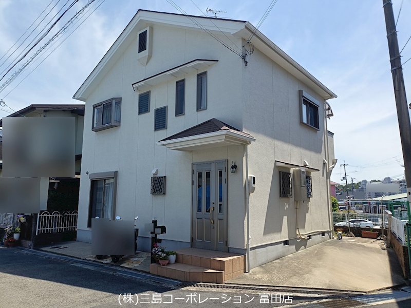 高槻市奈佐原元町　中古一戸建 外観写真