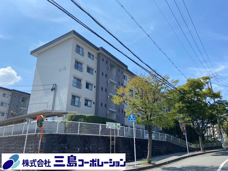 茨木郡山B住宅Ａ13棟  外観写真