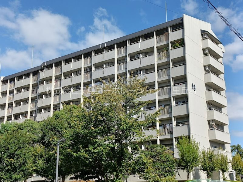 公社山田西第2次団地A8棟  外観写真