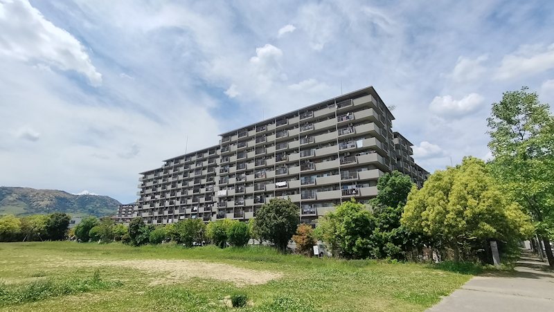 ユニライフ山崎C棟-EV停止階-南向き 外観写真