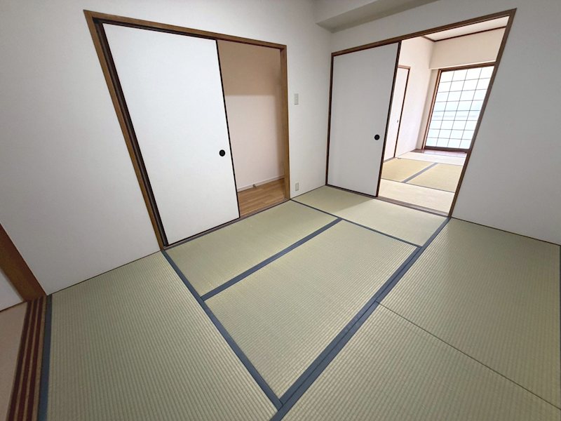 和室6帖 大きな押し入れ付 枚方ハイツ第八号棟 その他