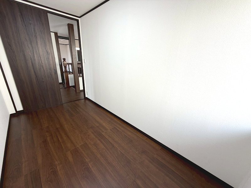 2階納戸 約4帖 成田東が丘一戸建再生既存住宅 その他