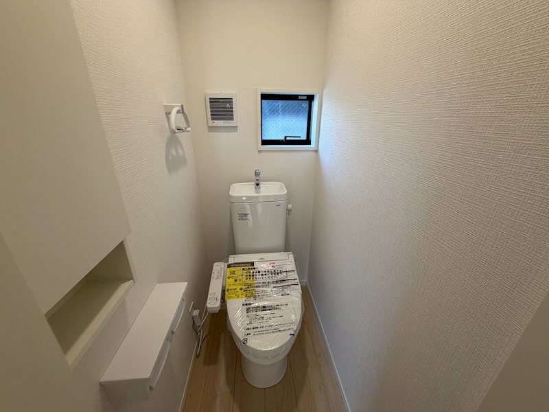 1階トイレ 温水洗浄暖房便座 出口4丁目CRADLEGARDEN限定1邸新築分譲住宅 その他