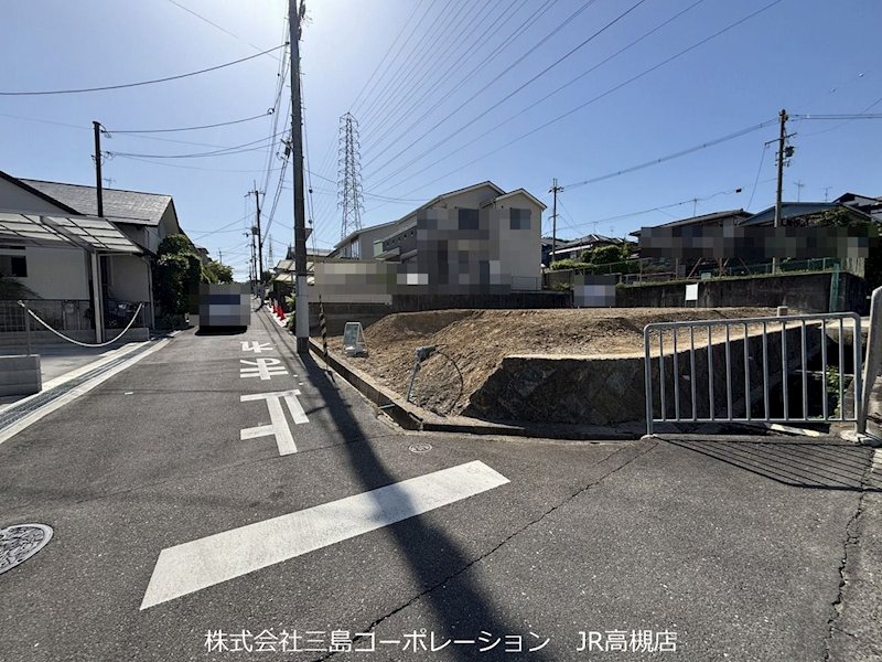 高槻市松が丘2丁目　売土地B区画 現地写真（前面道路含む現地写真）