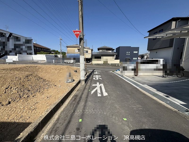 高槻市松が丘2丁目　売土地B区画 現地写真（前面道路含む現地写真）