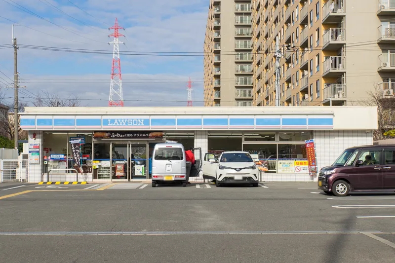 くずはセンチュリータウン４番館 コンビニ