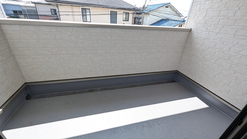 摂津市鳥飼和道2丁目　新築一戸建　1号棟 現地写真（バルコニー）