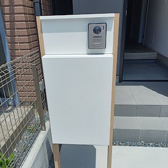 大阪府摂津市鳥飼本町５丁目 現地写真（玄関）