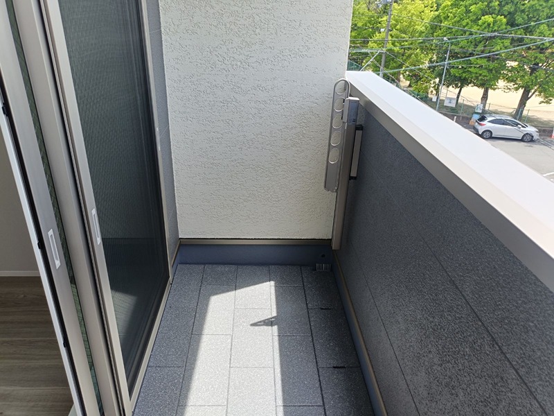 大阪府摂津市鳥飼本町５丁目 現地写真（バルコニー）