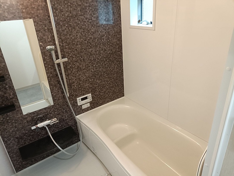 摂津市新在家1丁目　中古一戸建  内観写真（浴室）