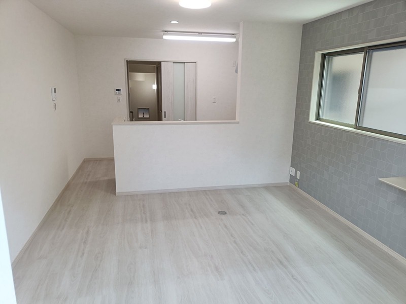 摂津市新在家1丁目　中古一戸建  内観写真（リビング）