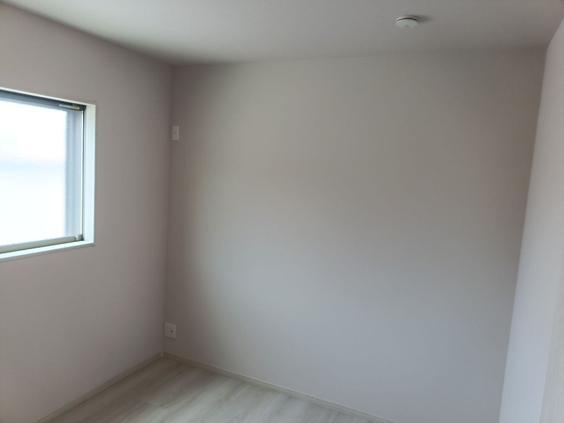 摂津市新在家1丁目　中古一戸建  内観写真（リビング以外の居室）