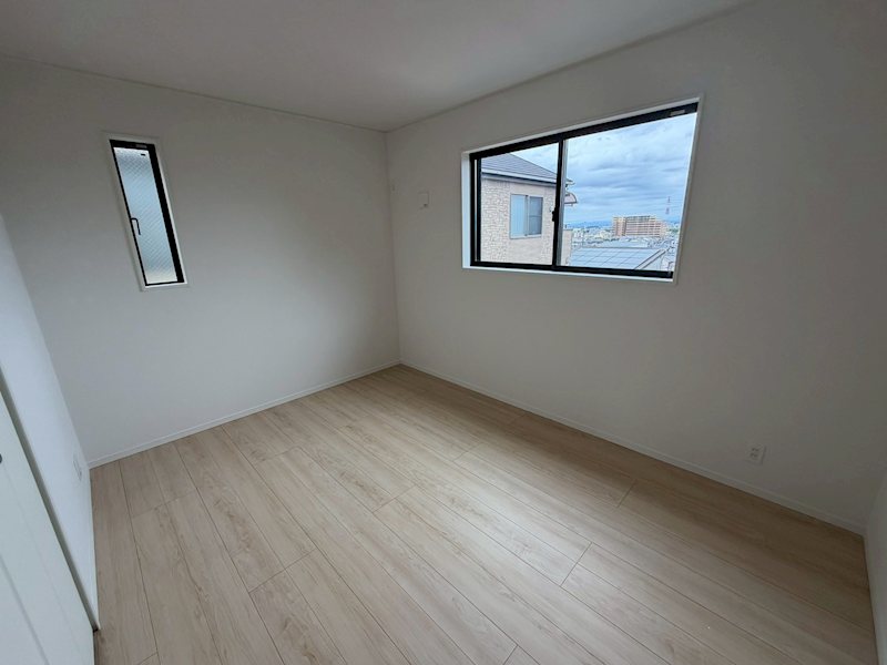 洋室6帖 お子様のお部屋にいかがでしょうか 渚元町CRADLEGARDEN全3棟新築分譲地内3号棟 その他