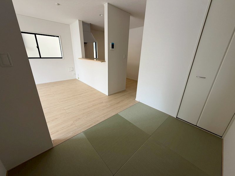 リビング横タタミコーナー3帖 渚元町CRADLEGARDEN全3棟新築分譲地内3号棟 その他