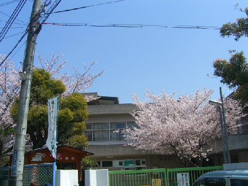 吹田市立千里第一小学校 グランドシティダイアパレス吹田イーストウイング参番館 周辺画像8