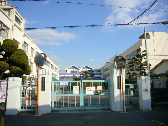 高槻市上本町 建築条件付売土地 周辺画像6