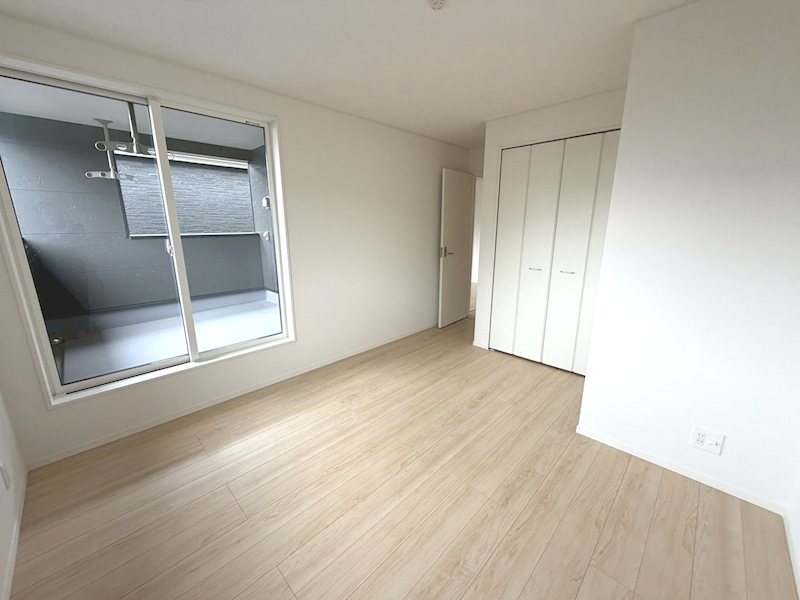 洋室7帖 お子様のお部屋にいかがでしょうか 楠葉野田2丁目GRADLEGARDEN全2棟新築分譲地内2号棟 その他