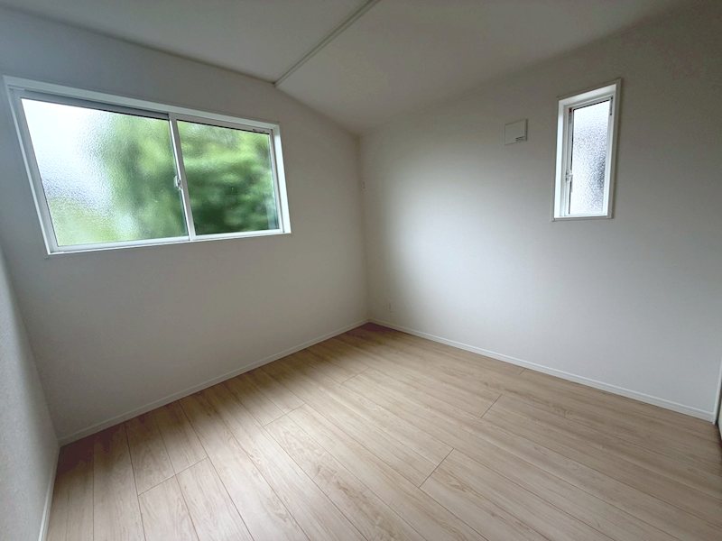洋室5帖 お子様のお部屋にいかがでしょうか 楠葉野田2丁目GRADLEGARDEN全2棟新築分譲地内1号棟 その他