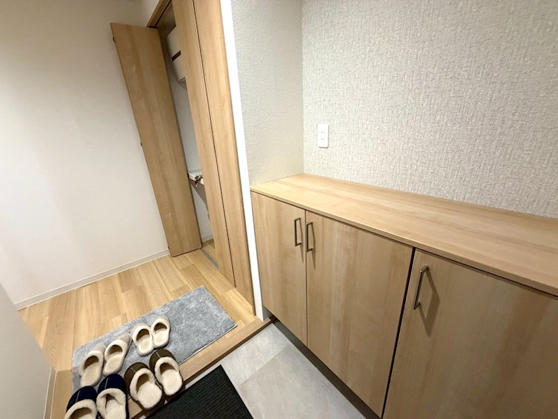 大きなシューズボックス付き玄関 日興交野スカイマンション その他