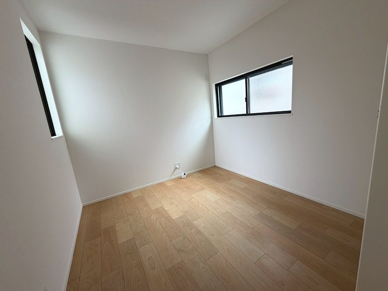 洋室5.4帖 書斎や趣味のお部屋にいかがでしょうか ローズヴィレッジくずはⅢ6号地 その他