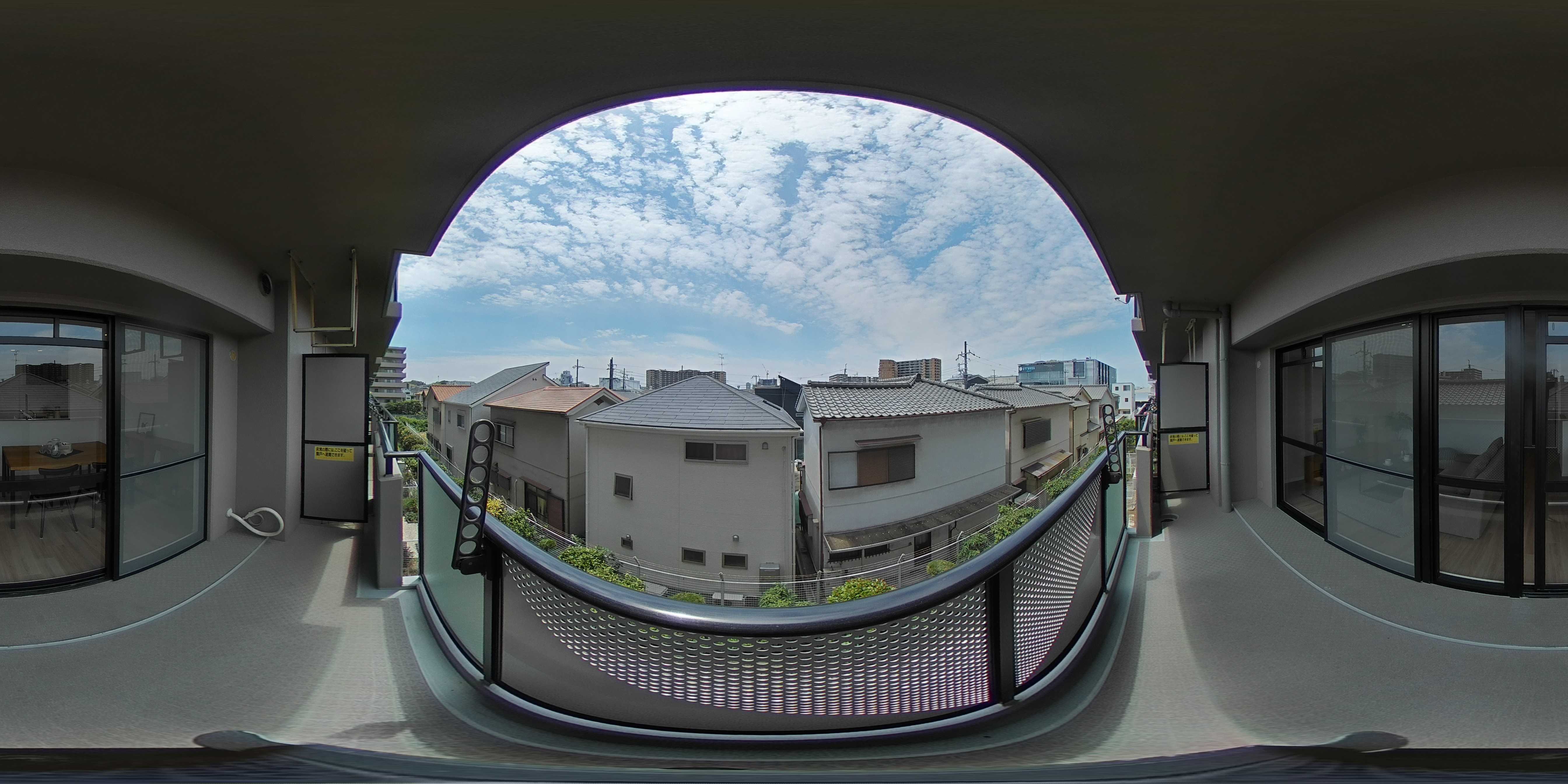 アンビエント枚方公園 現地写真（バルコニー）