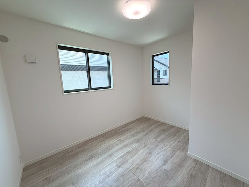 洋室②4.4帖 お子様のお部屋にいかがでしょうか 成田町MELDIA新築分譲地内B号棟 その他